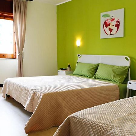 B&B Business Vacanze Casalnuovo Di Napoli Luaran gambar