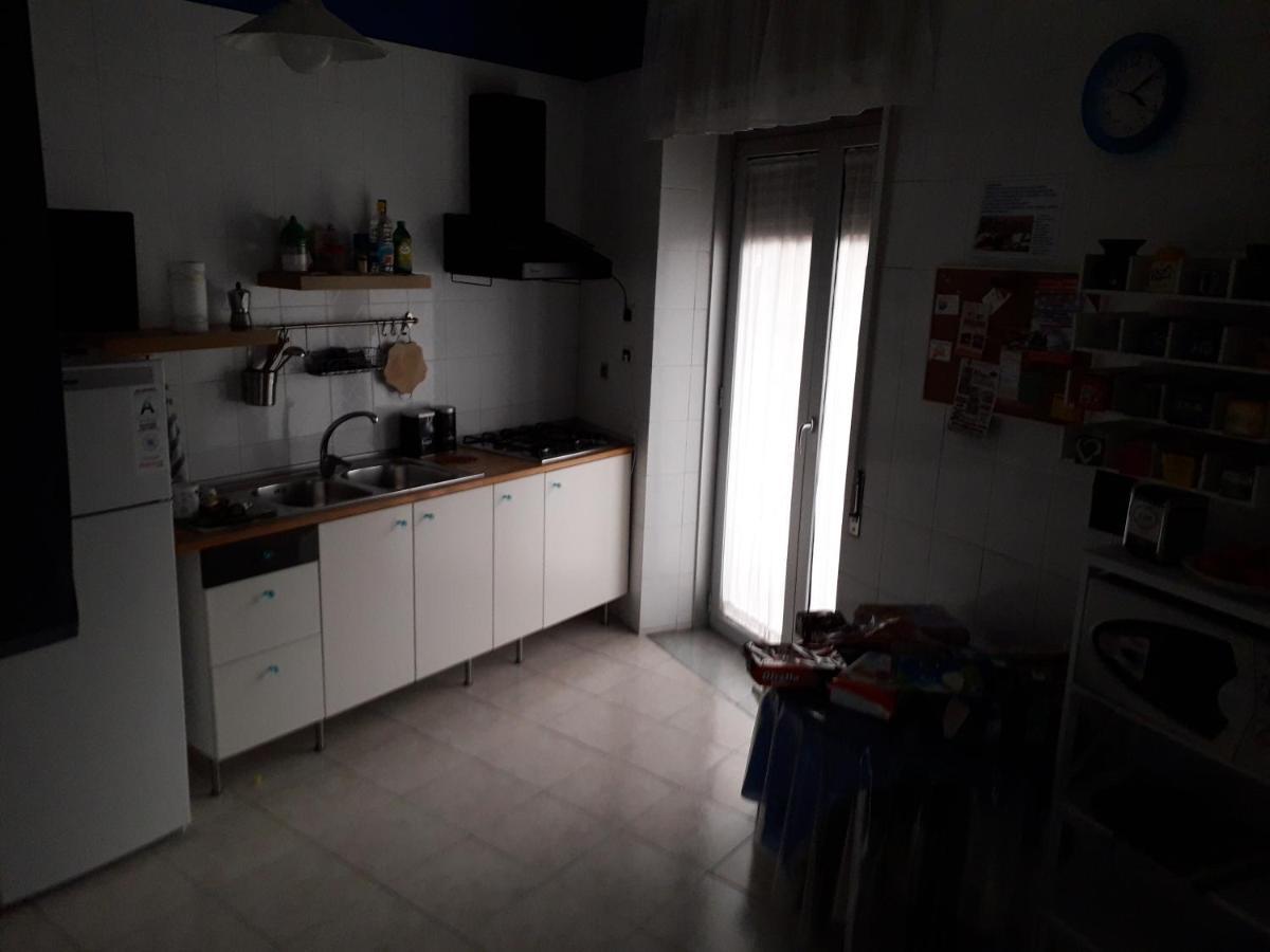B&B Business Vacanze Casalnuovo Di Napoli Luaran gambar